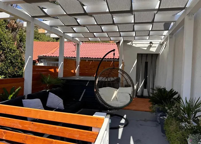 Apartment Zanic With Hot Tub *