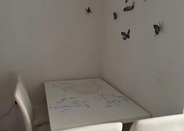 Apartment Zanic With Hot Tub Crikvenica