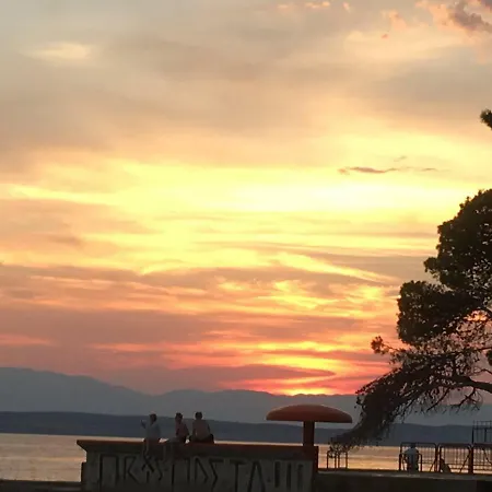 Zanic With Hot Tub Apartament Crikvenica